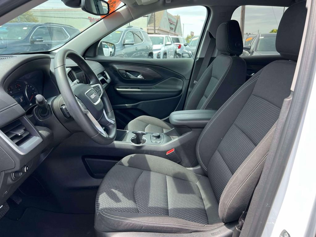 Used 2023 GMC Terrain SLE w/ Driver Convenience Package AWD/4WD image 18