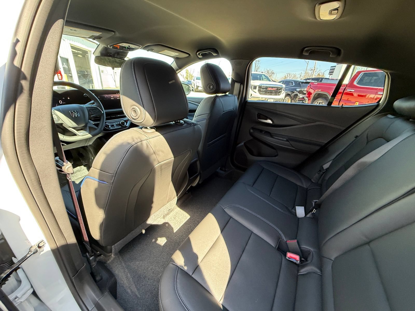 New 2026 Buick Envista Sport Touring w/ Convenience I Package FWD image 24
