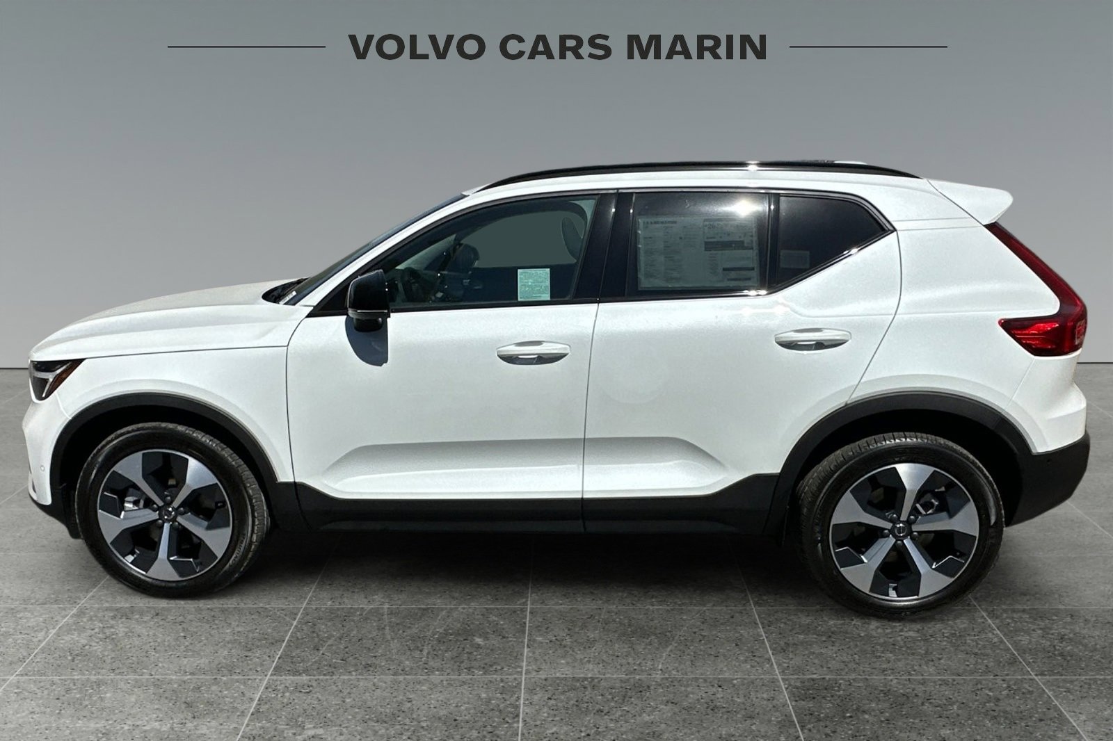 New 2026 Volvo XC40 B5 Plus w/ Protection Package Premier image 5