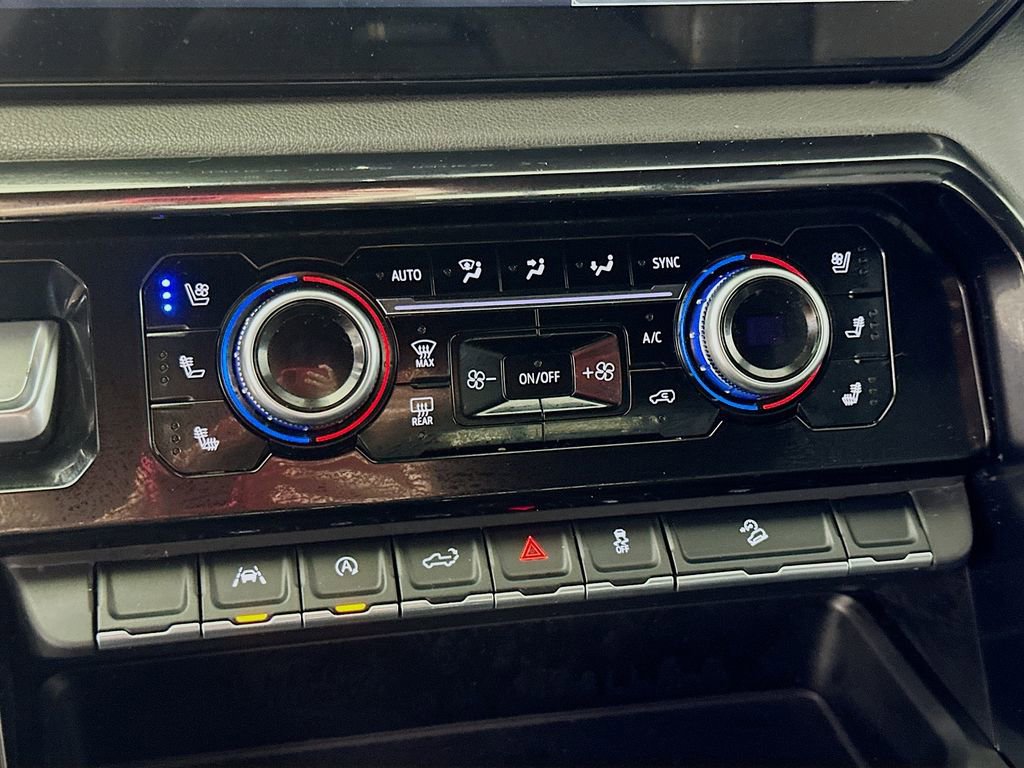 Used 2022 GMC Sierra 1500 AT4 w/ AT4 Preferred Package image 27