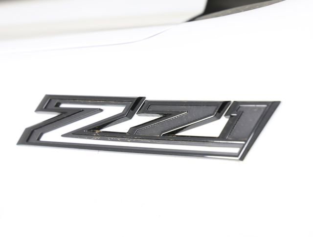 Used 2024 Chevrolet Silverado 1500 LT Trail Boss w/ LPO, Dark Essentials Package image 4