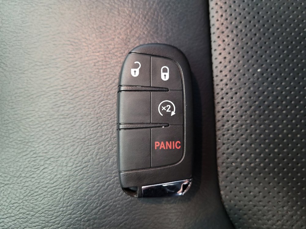 Used 2019 Jeep Compass Limited w/ Safety & Security Group AWD/4WD image 32