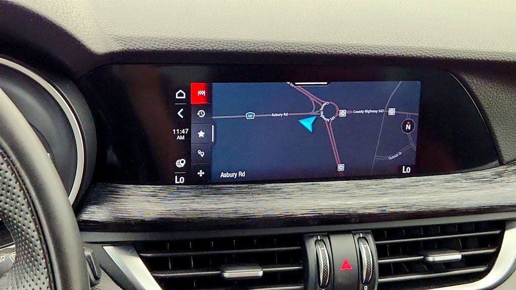 Used 2023 Alfa Romeo Stelvio Sprint AWD/4WD image 19