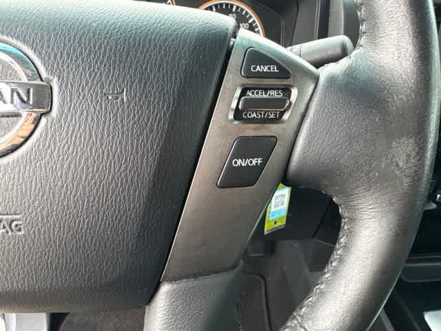 Used 2015 Nissan Titan SV w/ SV Value Truck Package RWD image 13