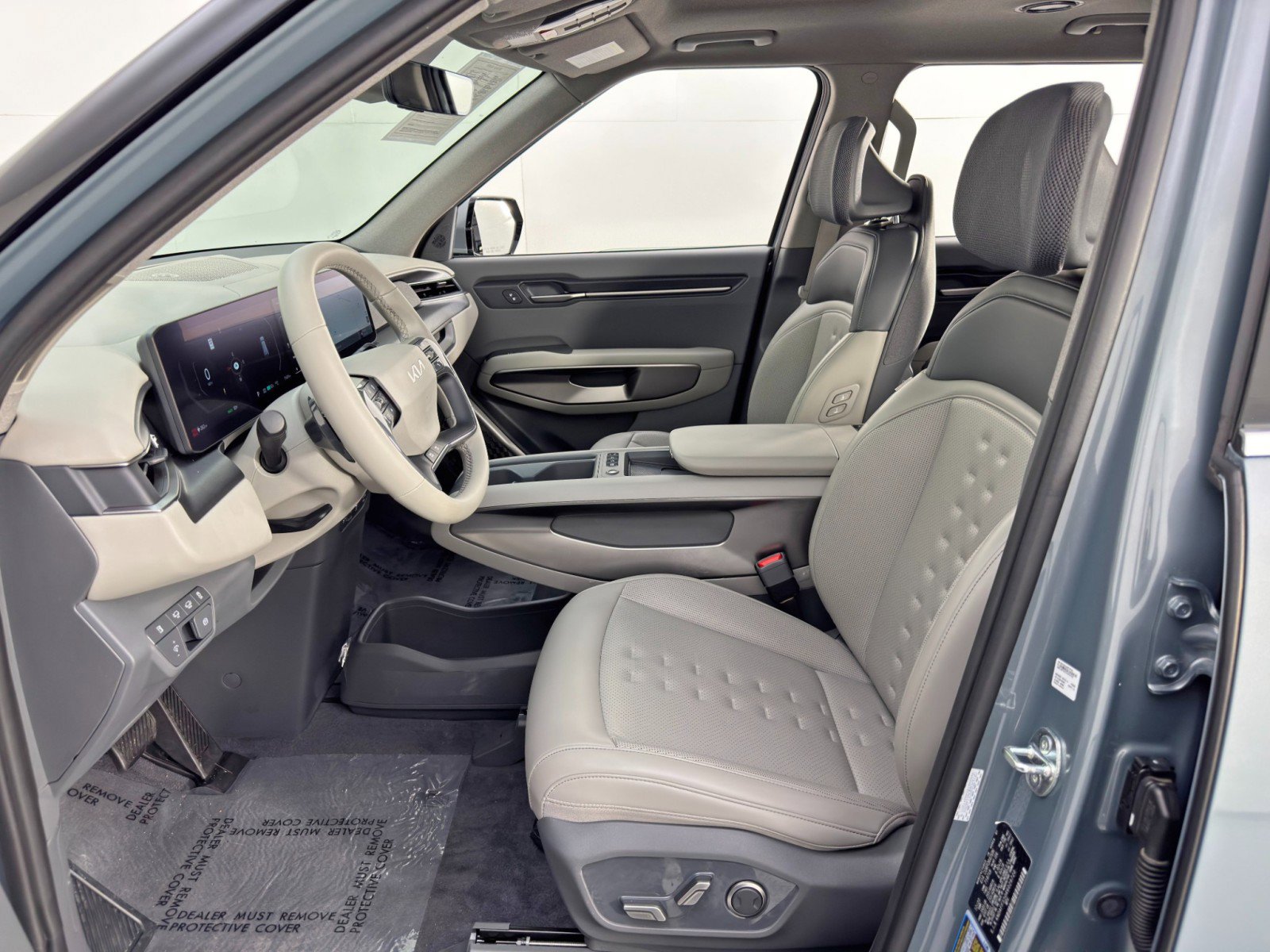 Used 2024 Kia EV9 Wind image 15