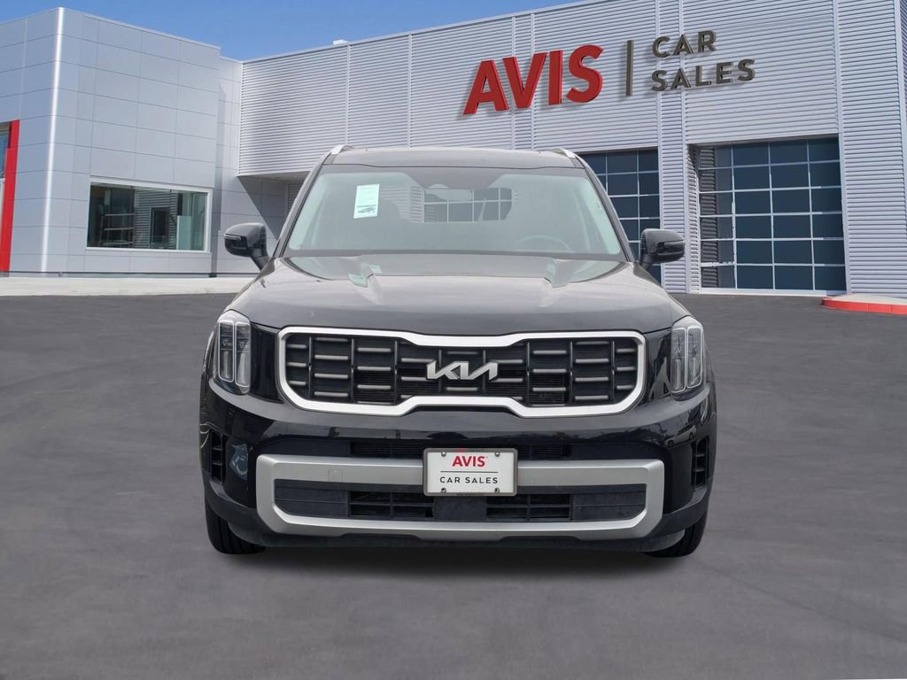 Used 2025 Kia Telluride S image 2