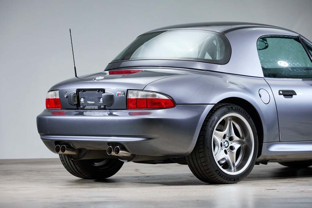 Used 2002 BMW M Roadster RWD image 17