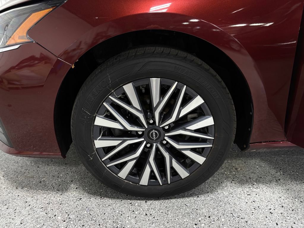 Used 2023 Nissan Altima 2.5 SV image 34
