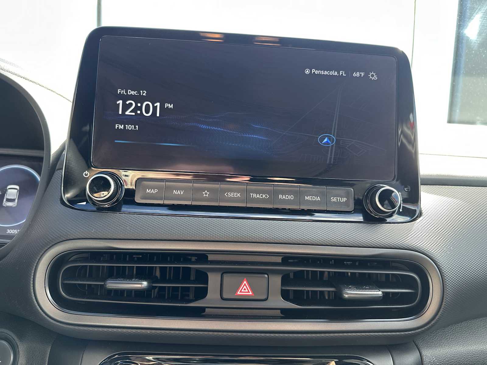 Used 2023 Hyundai Kona N image 14