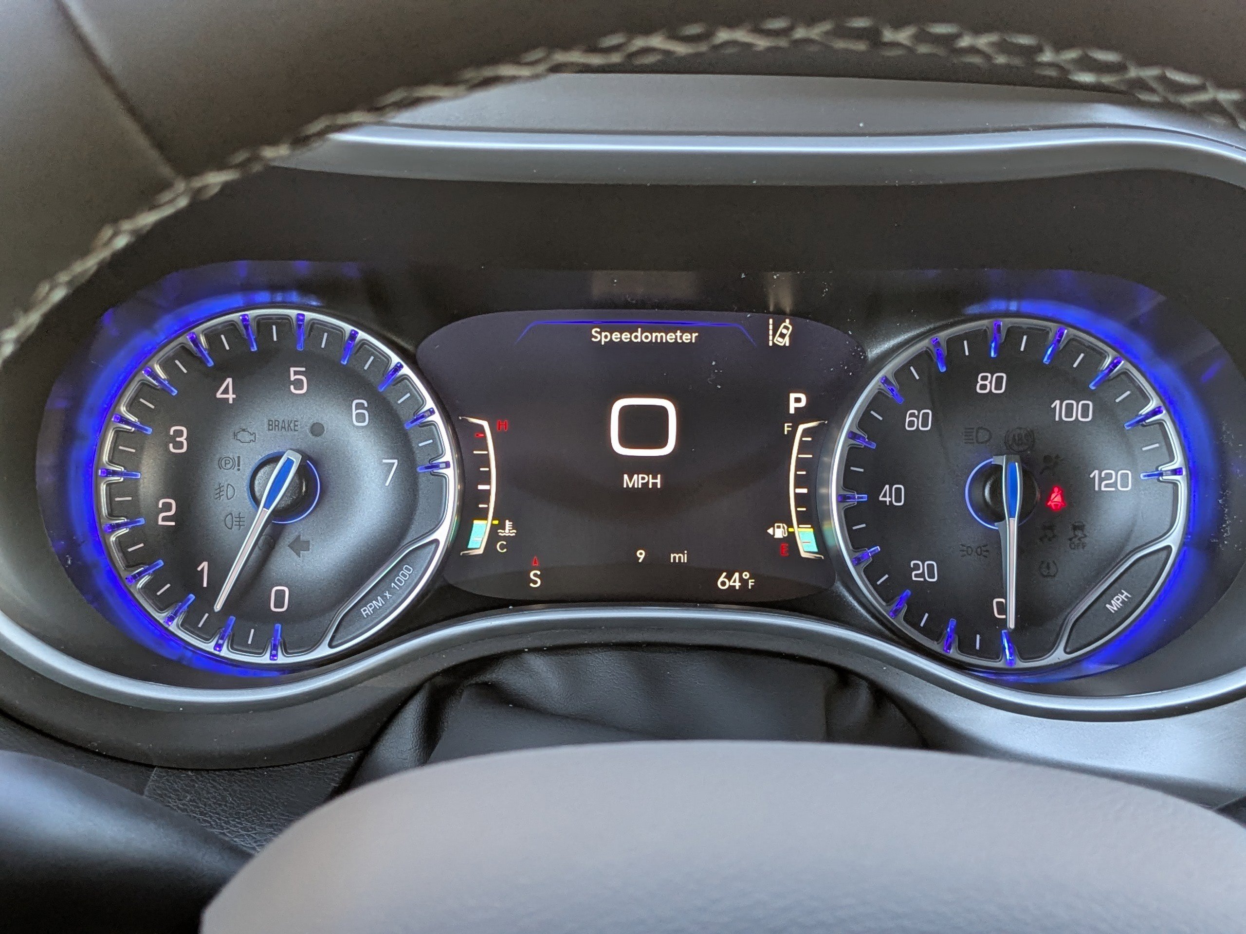 New 2026 Chrysler Voyager LX image 25