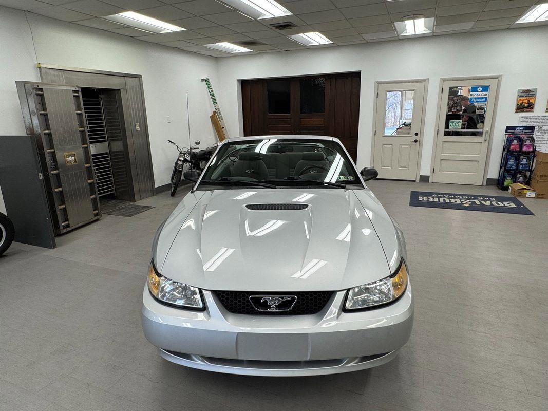 Used 2000 Ford Mustang GT RWD image 32