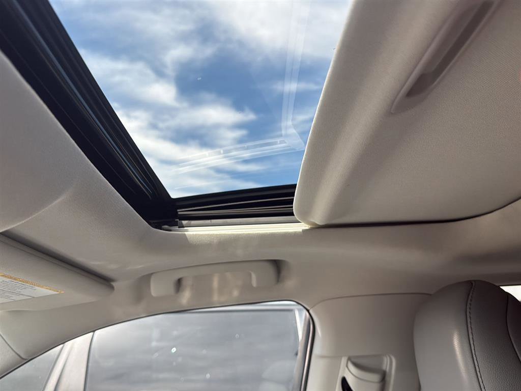 Used 2021 Toyota Highlander Limited image 7