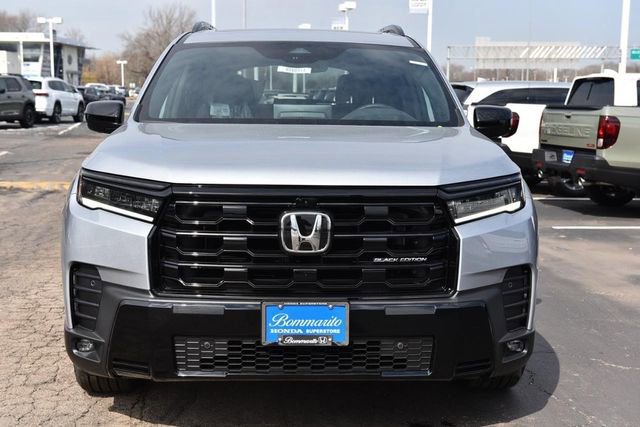New 2026 Honda Pilot Black Edition image 4