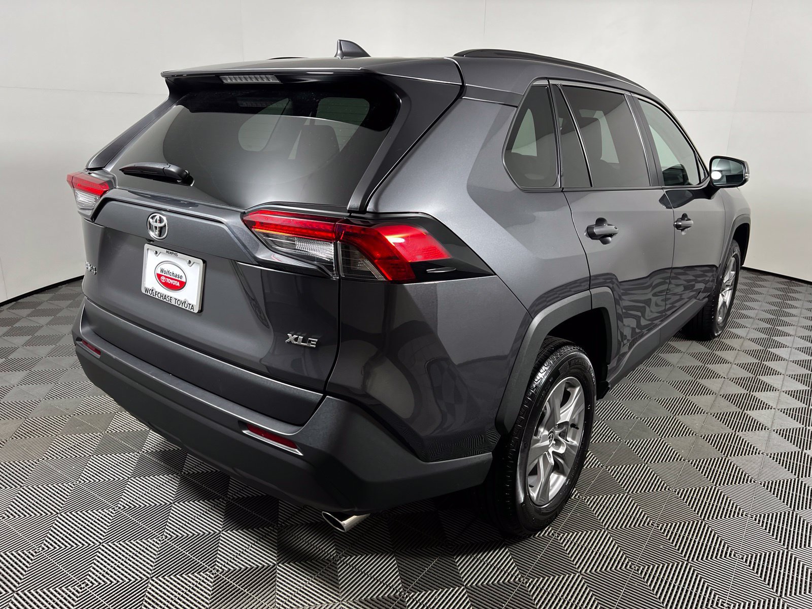 Certified 2025 Toyota RAV4 XLE FWD image 5