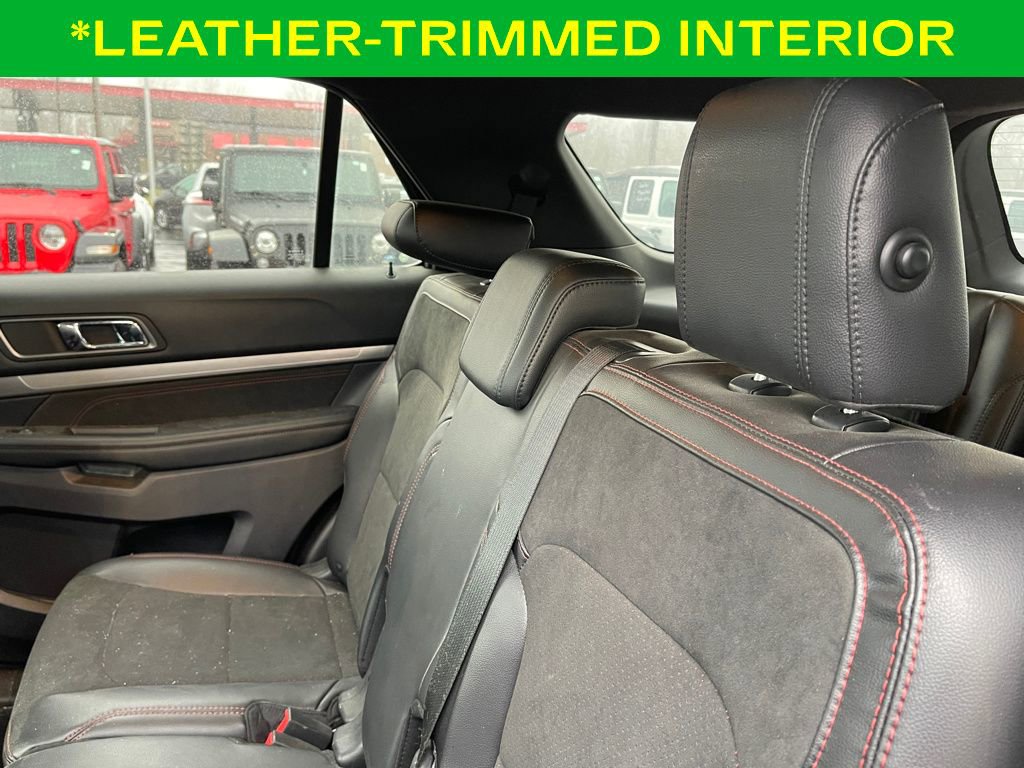 Used 2019 Ford Explorer XLT w/ Equipment Group 202A image 17