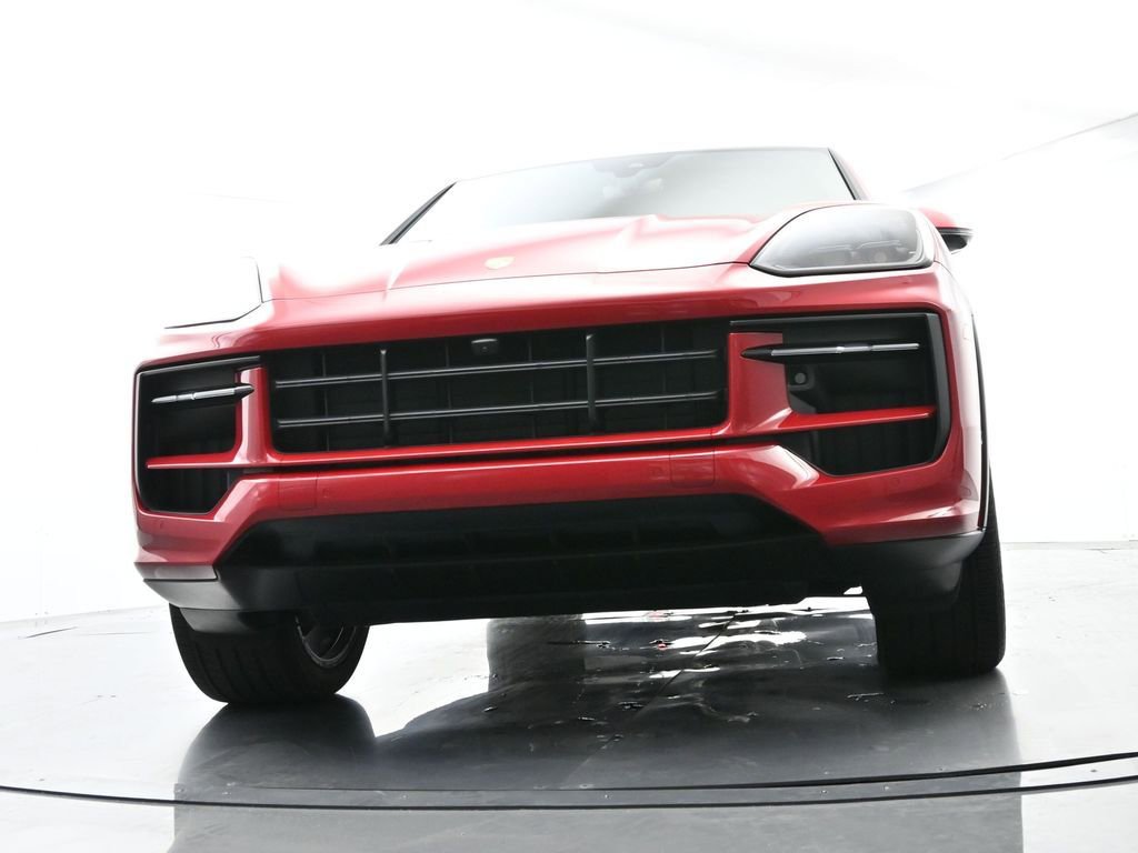 Certified 2025 Porsche Cayenne GTS image 59