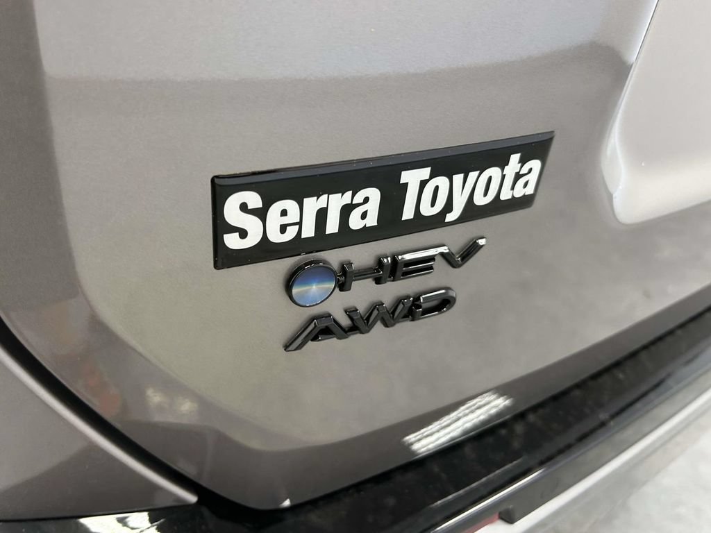 Used 2026 Toyota RAV4 XSE w/ Panoramic Sun Roof Package AWD/4WD image 9