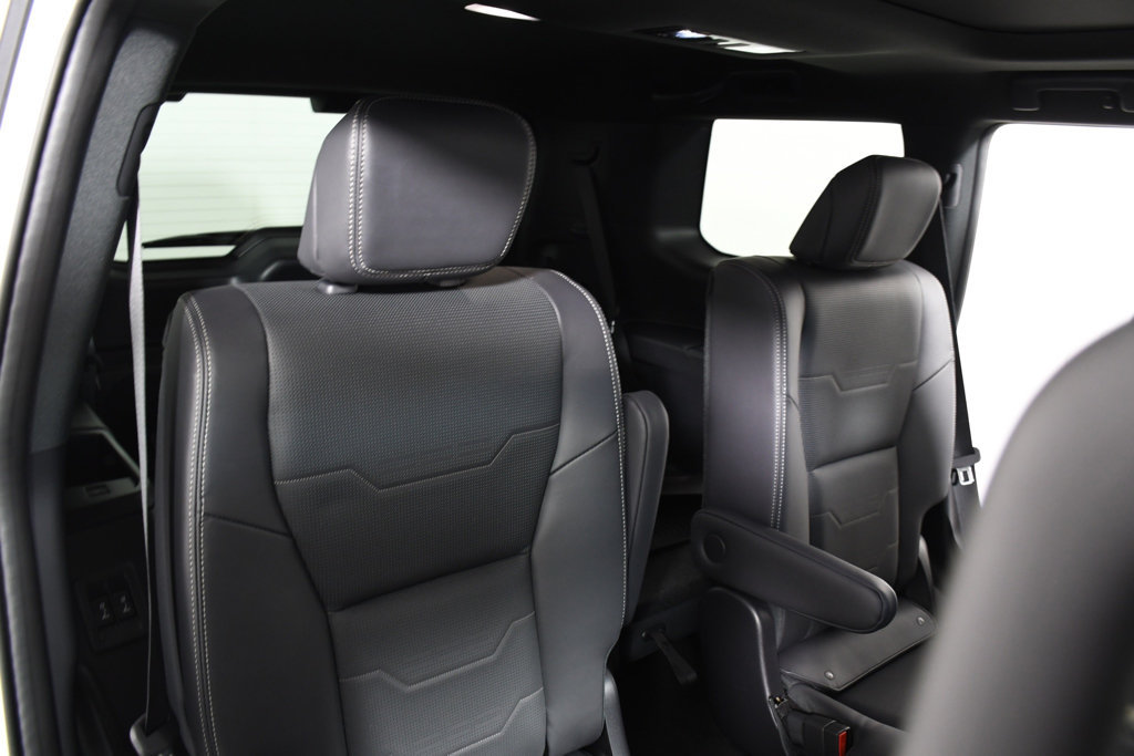 Used 2025 Lexus GX 550 w/ Cold Area Package AWD/4WD image 23