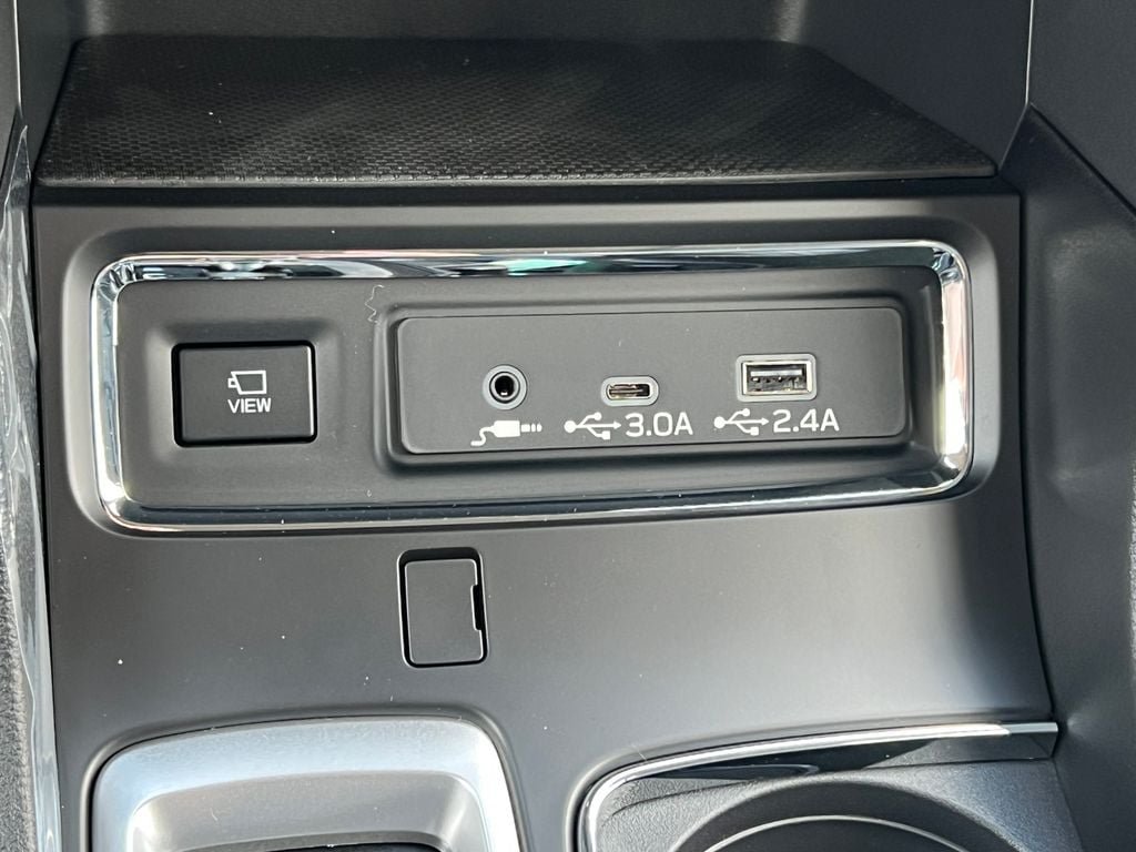 New 2026 Subaru Ascent Limited AWD/4WD image 32