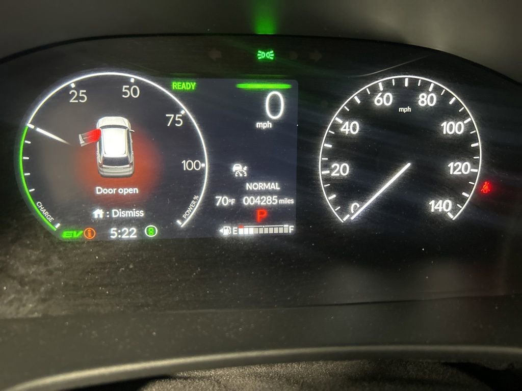 Used 2025 Honda CR-V Sport image 3