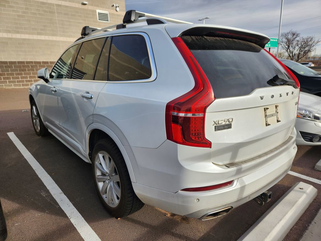 Used 2016 Volvo XC90 T6 Momentum w/ Momentum Plus Package image 4