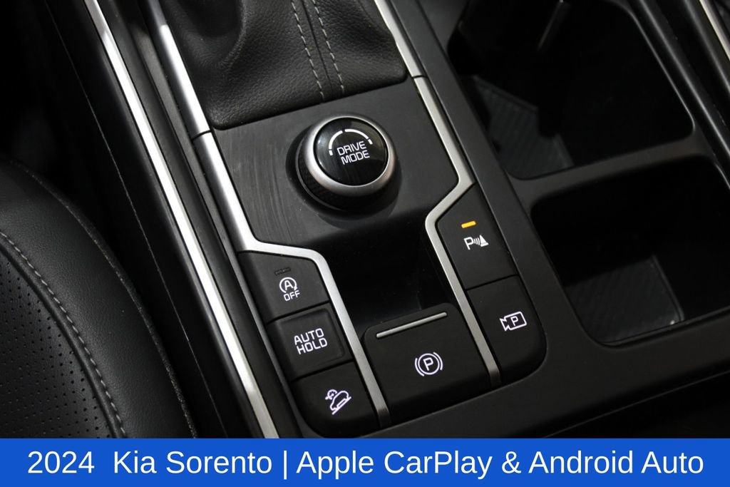Used 2024 Kia Sorento S FWD image 24
