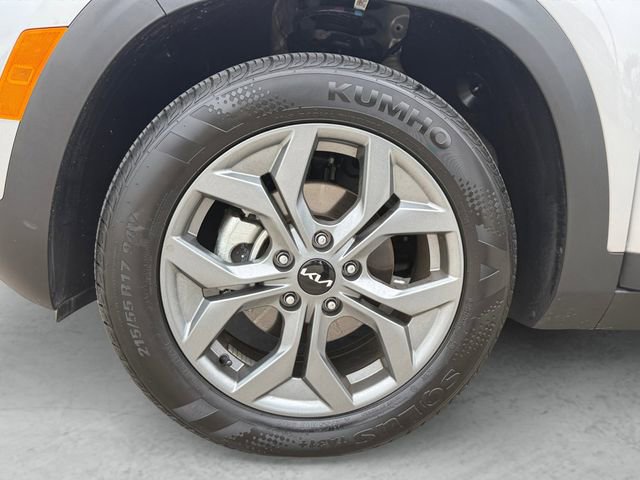 Used 2026 Kia Seltos LX FWD image 23