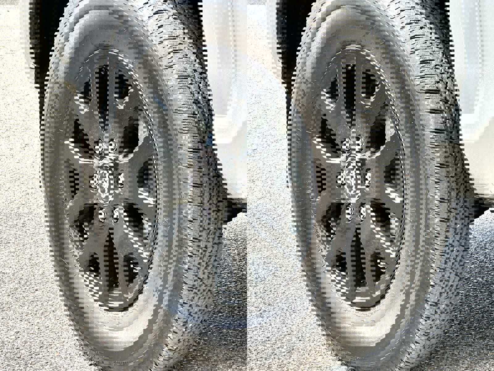 Used 2025 Toyota Tacoma SR5 image 11