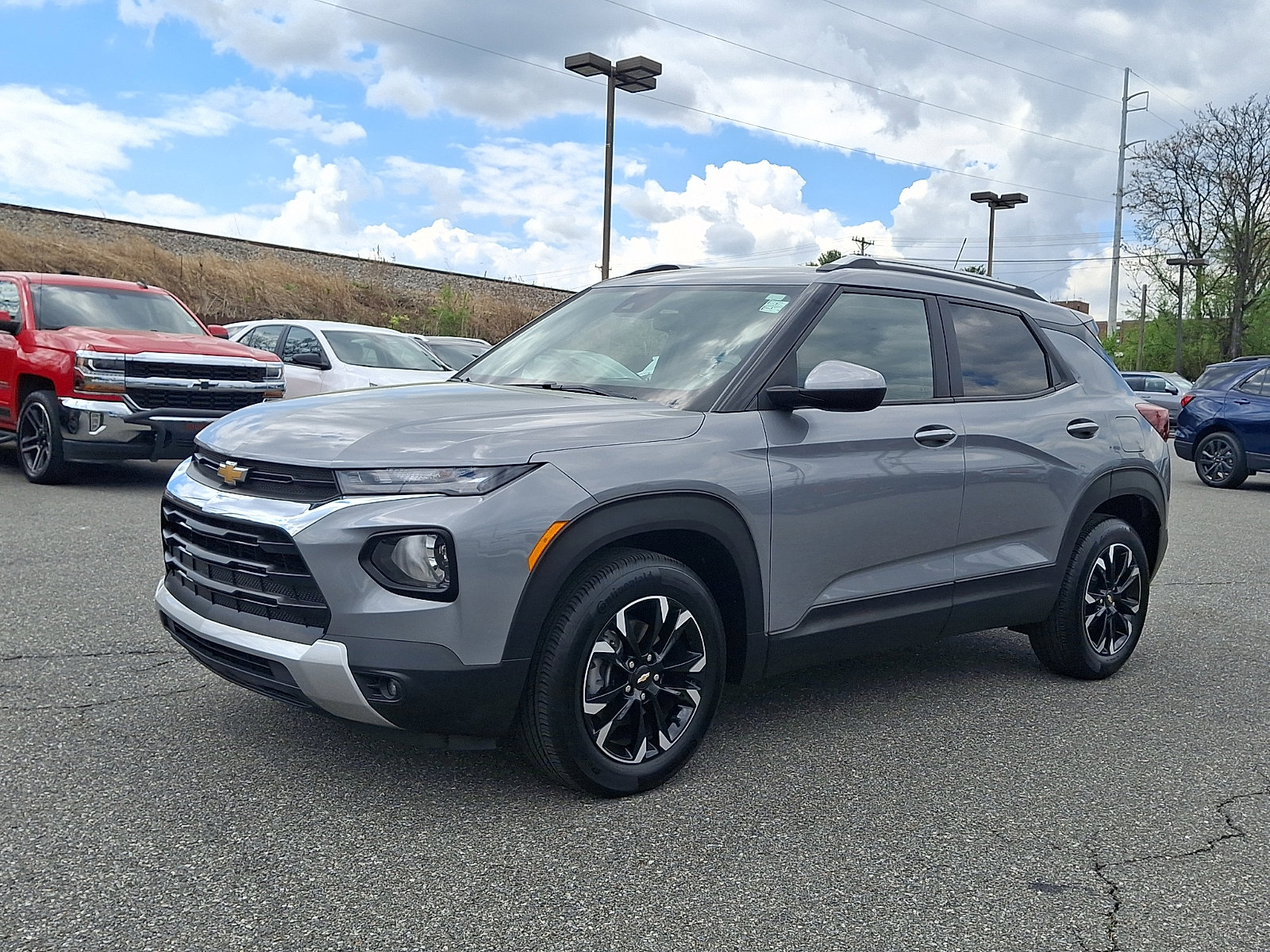 Certified 2023 Chevrolet TrailBlazer LT FWD image 3