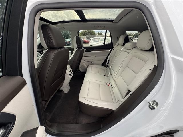 Used 2026 GMC Terrain Denali AWD/4WD image 12
