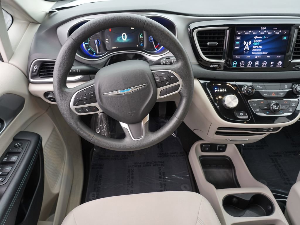 Used 2018 Chrysler Pacifica Touring Plus image 20