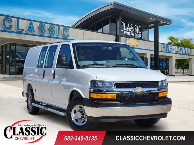 Used 2025 Chevrolet Express 2500 w/ Driver Convenience Package RWD image 1