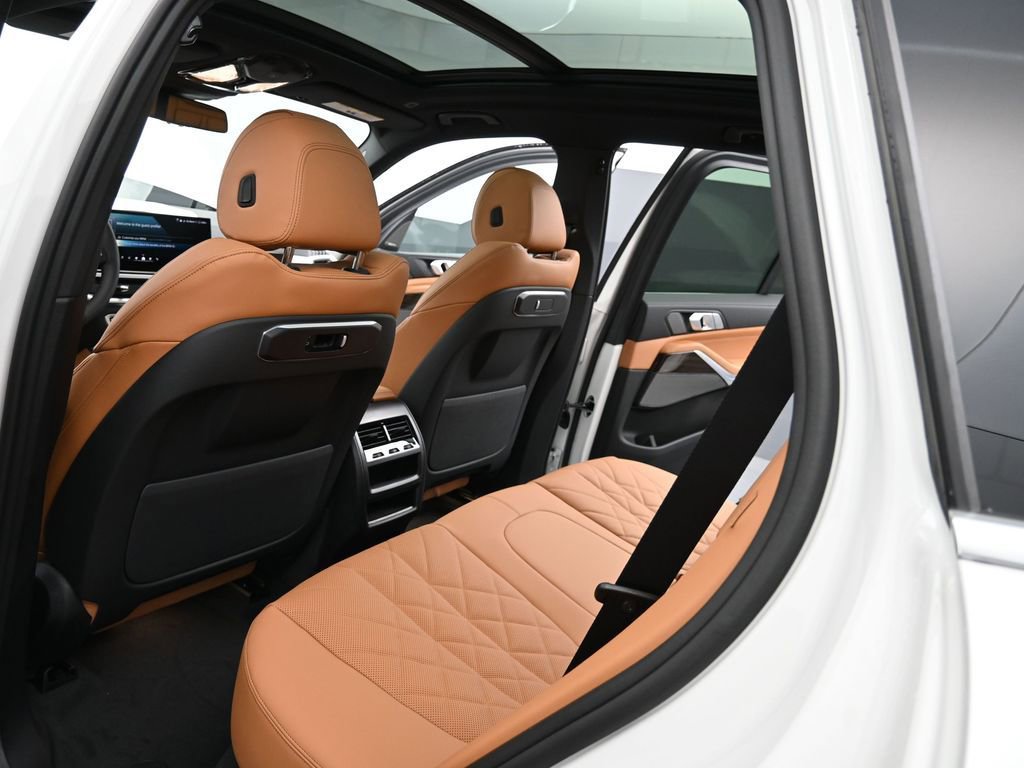 New 2026 BMW X5 xDrive50e AWD/4WD image 36