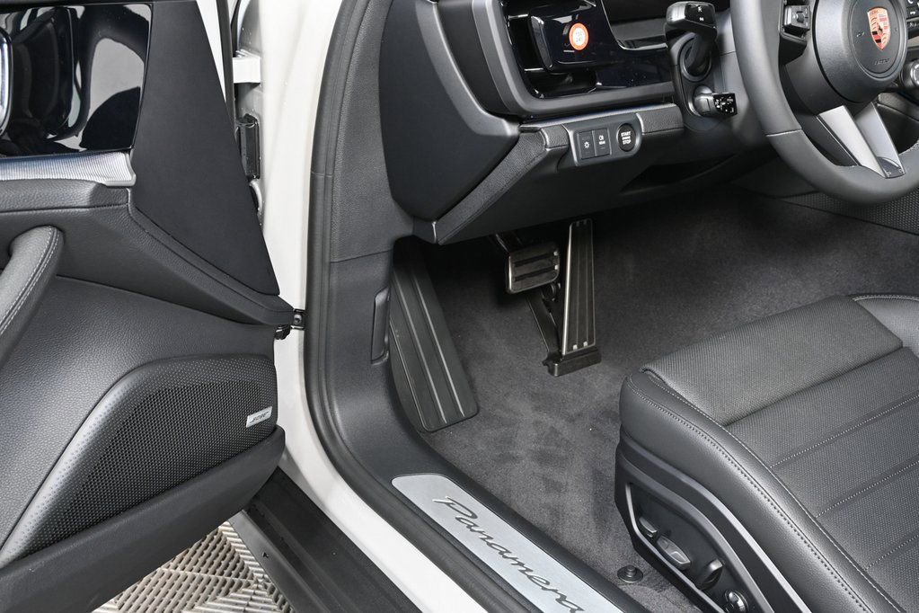 New 2026 Porsche Panamera 4 image 7