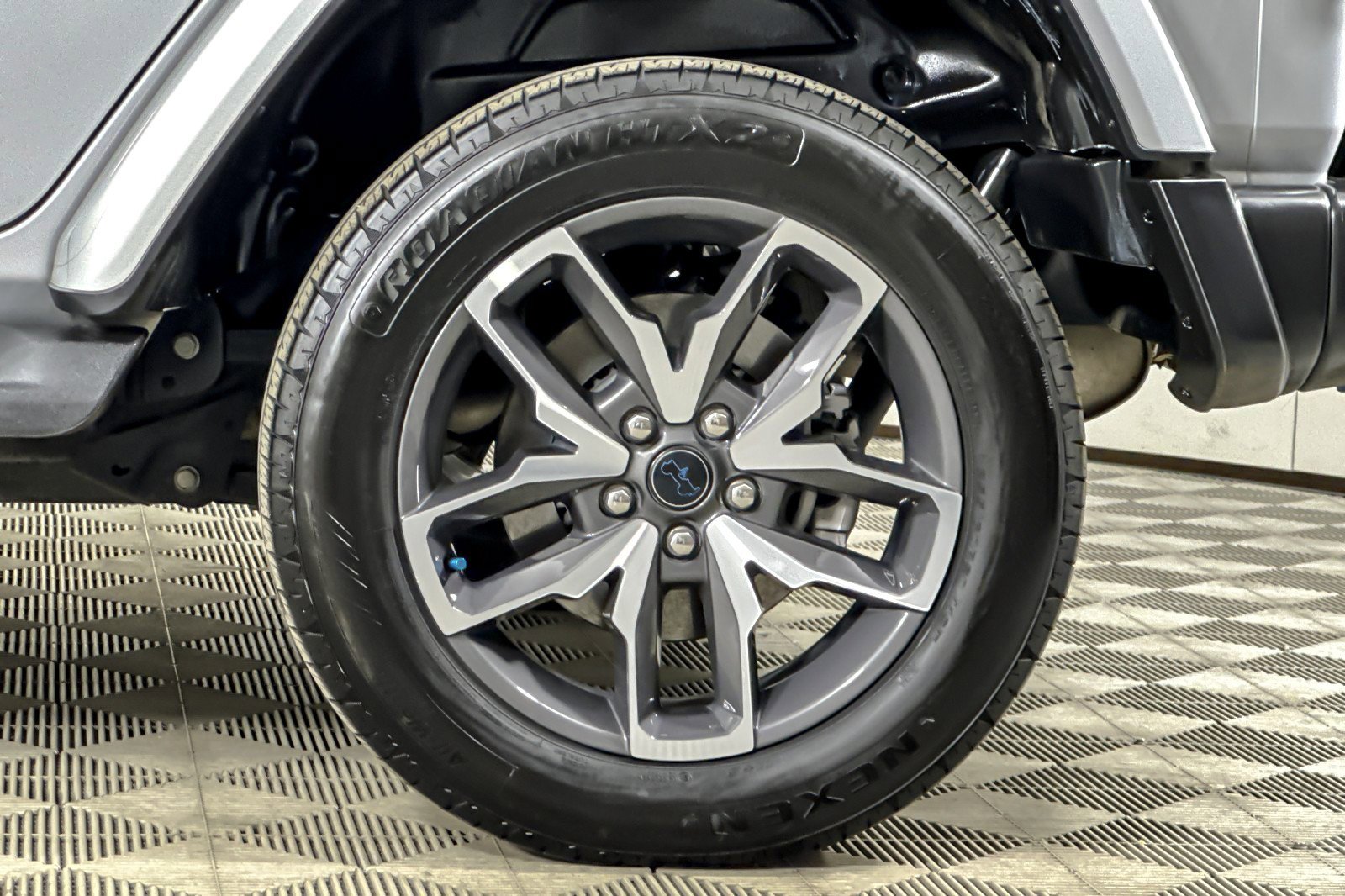 Used 2024 Jeep Wrangler Unlimited w/ Convenience Group image 24