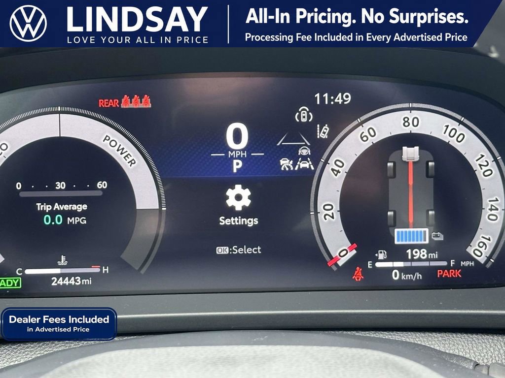 Used 2024 Toyota Crown AWD/4WD image 25