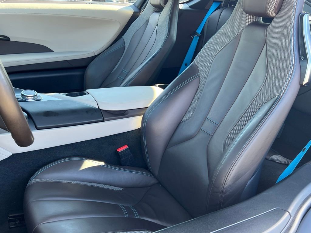 Used 2014 BMW i8 image 17