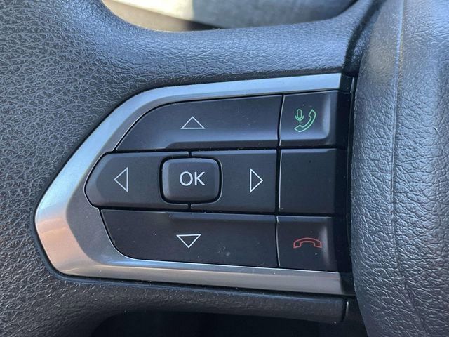 Used 2023 Jeep Compass Sport image 30