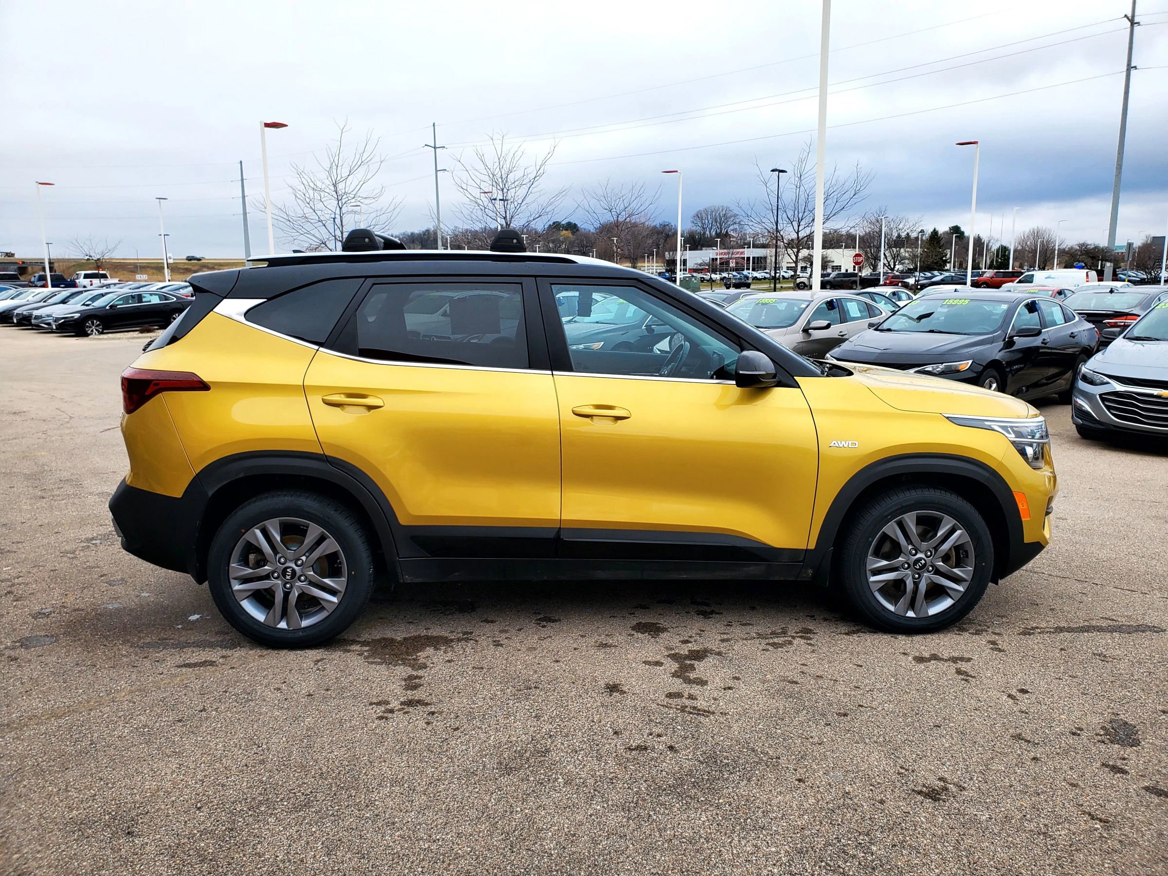 Used 2021 Kia Seltos S image 4