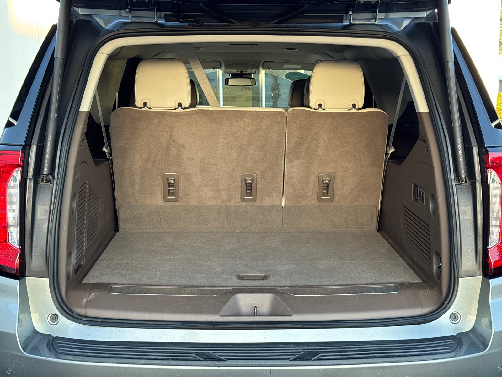 Certified 2023 GMC Yukon XL Denali RWD image 9