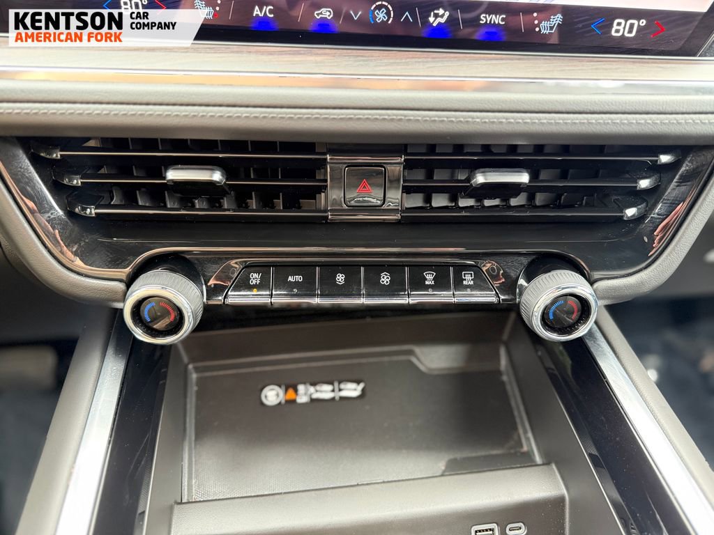 Used 2025 Chevrolet Suburban Z71 AWD/4WD image 27