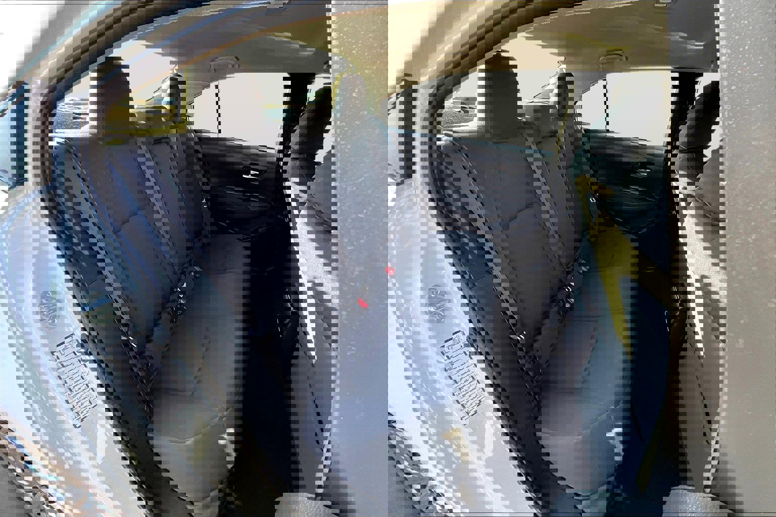 Used 2021 Toyota Corolla LE w/ Carpet Mat Package (TMS) image 25