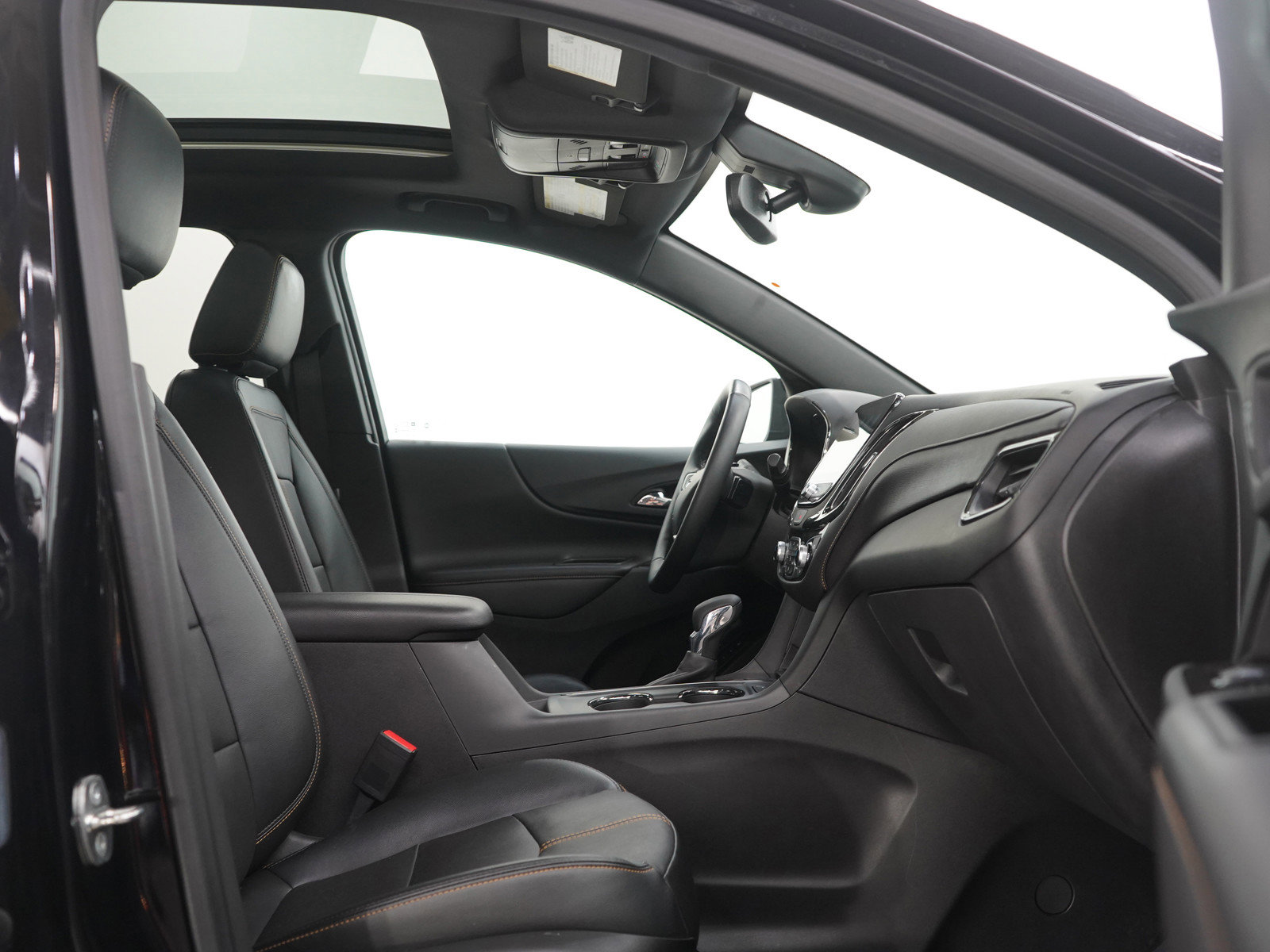Used 2023 Chevrolet Equinox Premier AWD/4WD image 11