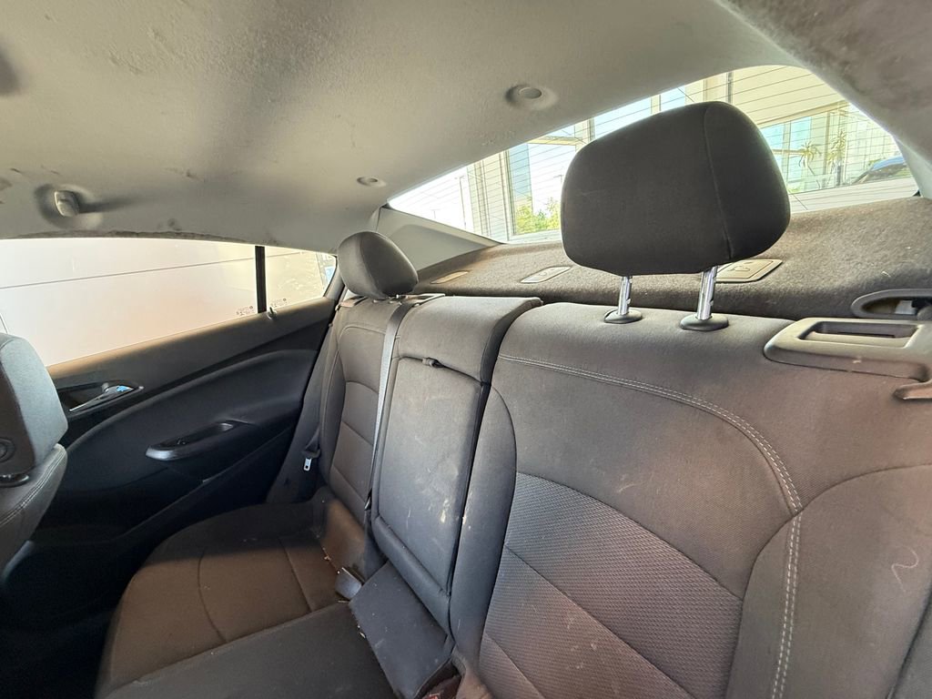 Used 2019 Chevrolet Cruze LT FWD image 16