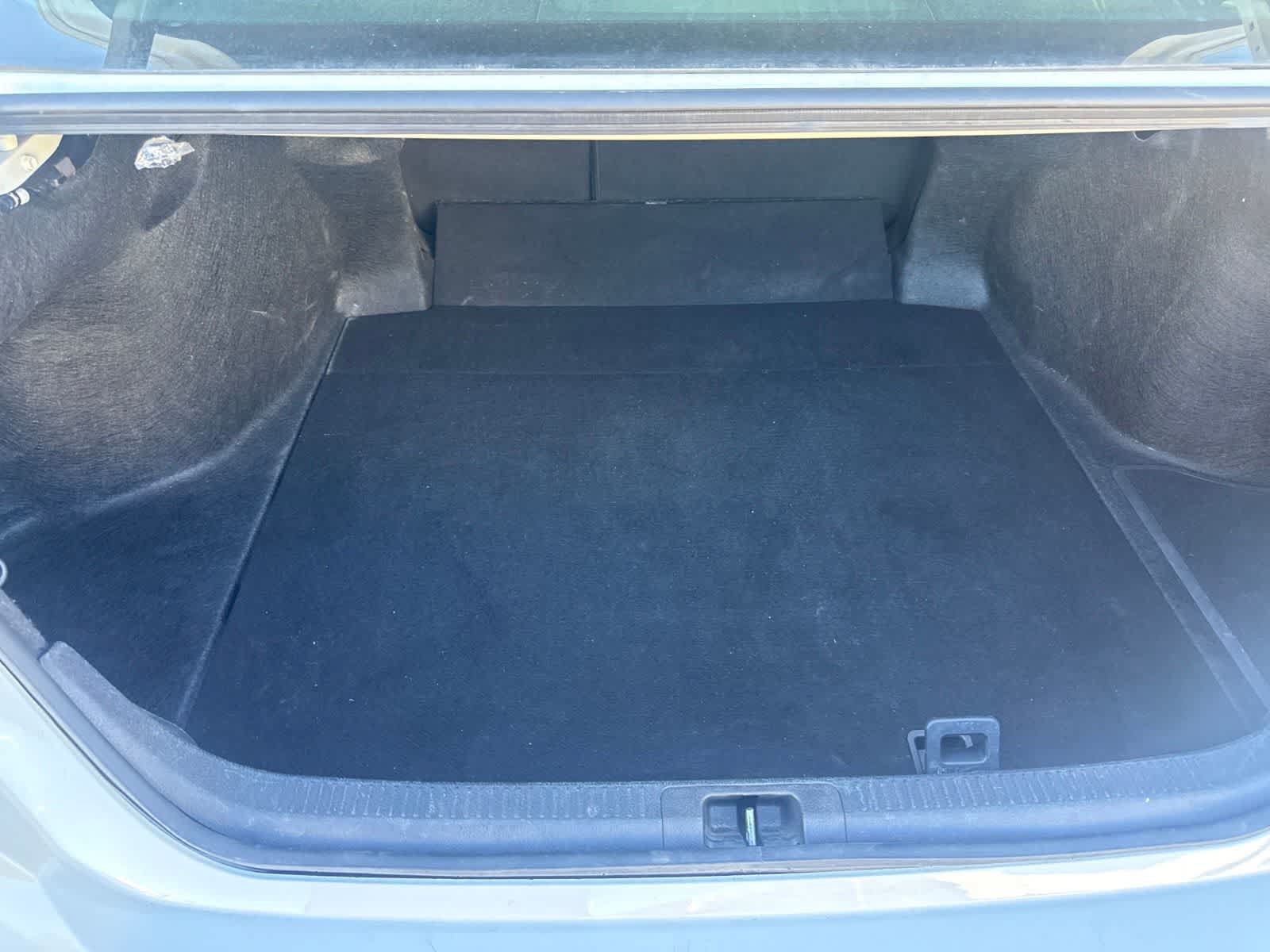 Used 2025 Toyota Camry SE FWD image 12