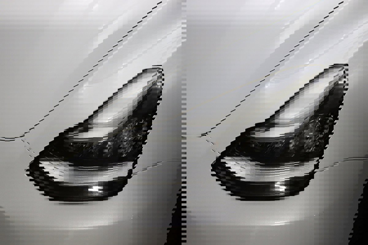 Used 2023 Tesla Model Y Long Range image 4