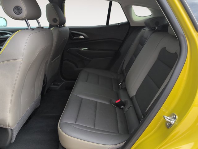 Certified 2024 Chevrolet Trax ACTIV w/ Sunroof Package image 13