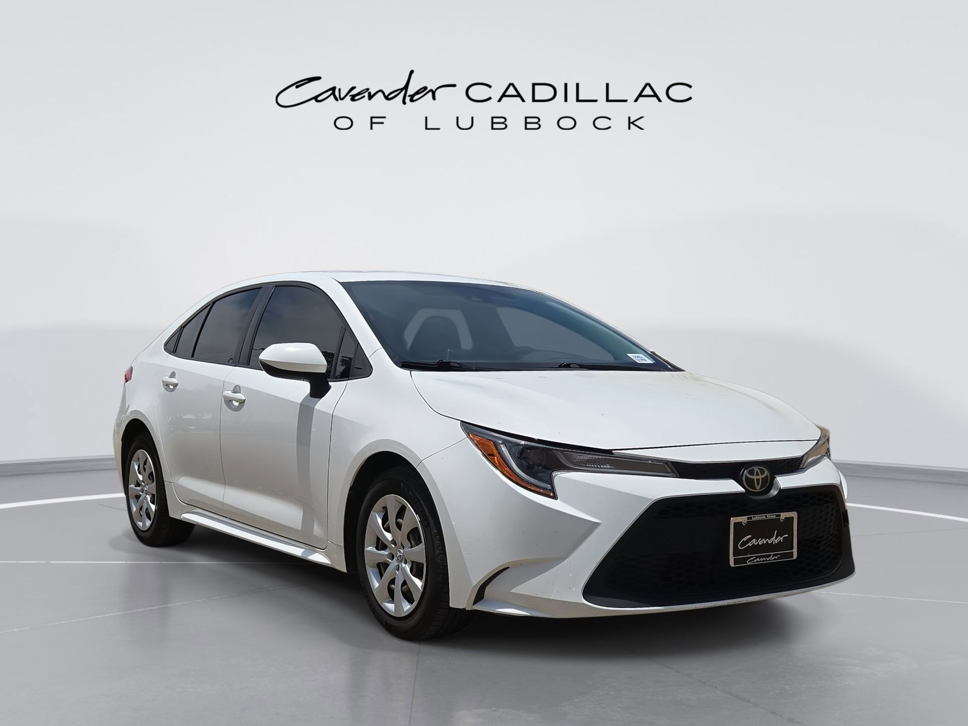 Used 2020 Toyota Corolla LE FWD video 1