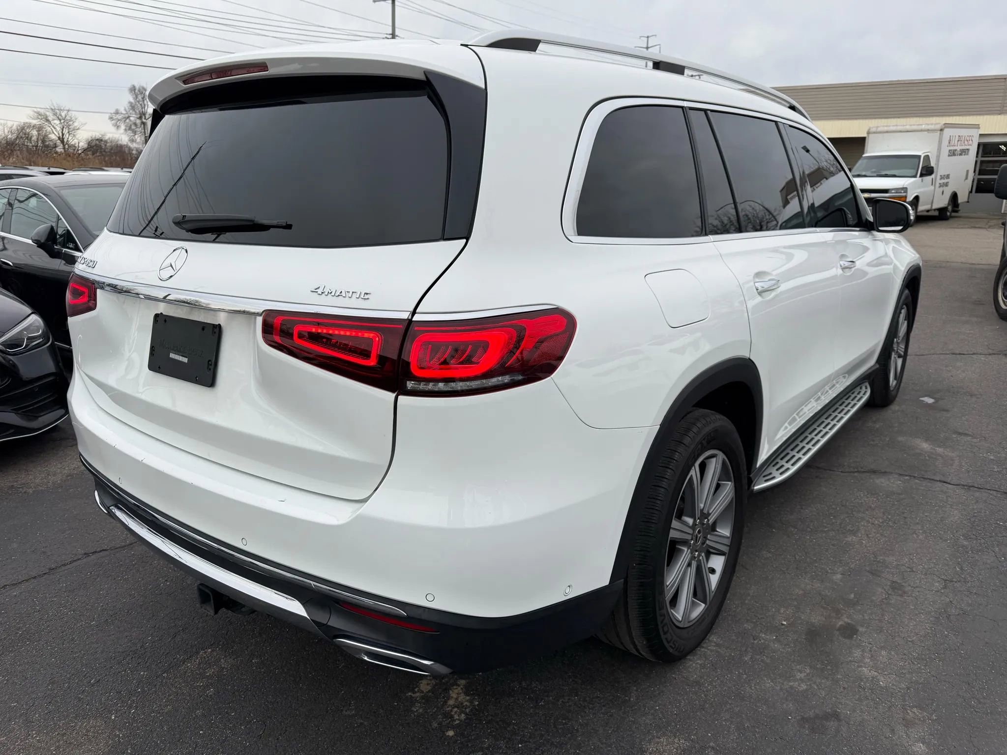 Used 2021 Mercedes-Benz GLS 450 4MATIC image 7