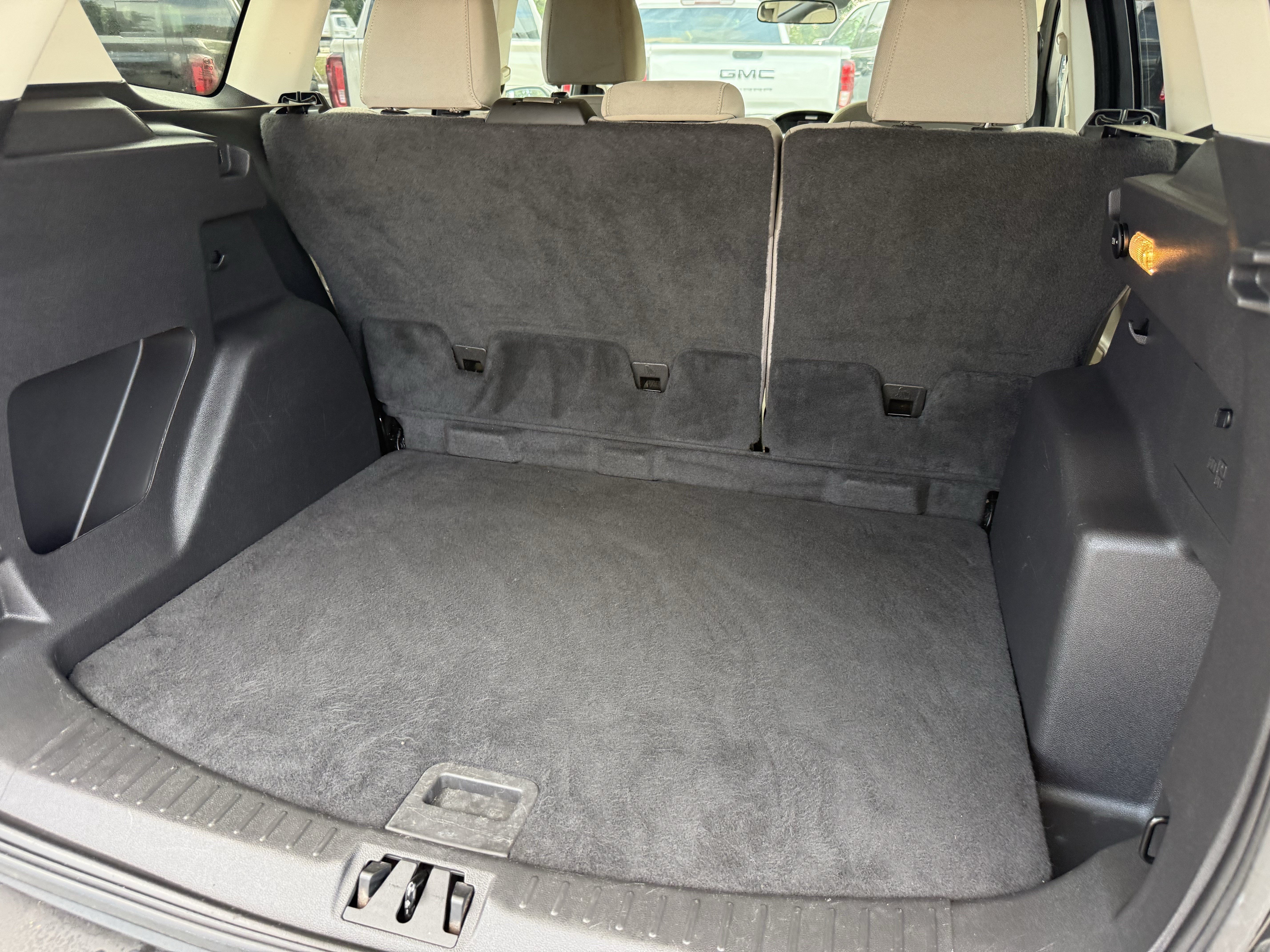 Used 2017 Ford Escape SE FWD image 31